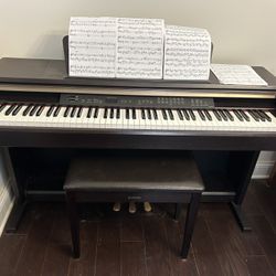 Yamaha YDP-223 Digital Piano for Sale
