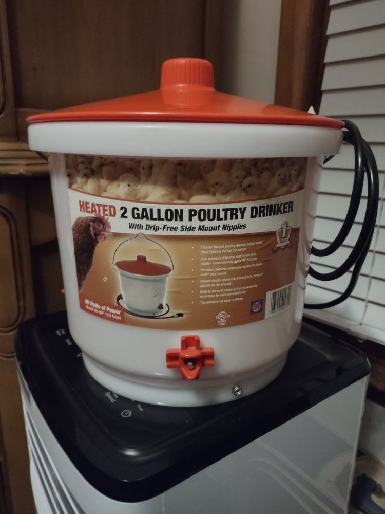  Heated Poultry Waterer