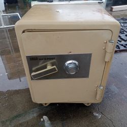 Mini Safe On Wheels