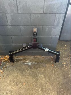 Curt Class III Trailer Hitch Receiver – 2” Receiver – 4,500 lb Capacity