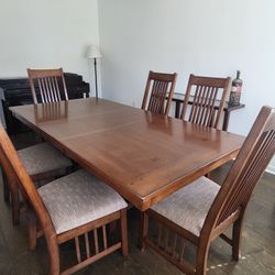 Dining Table Set