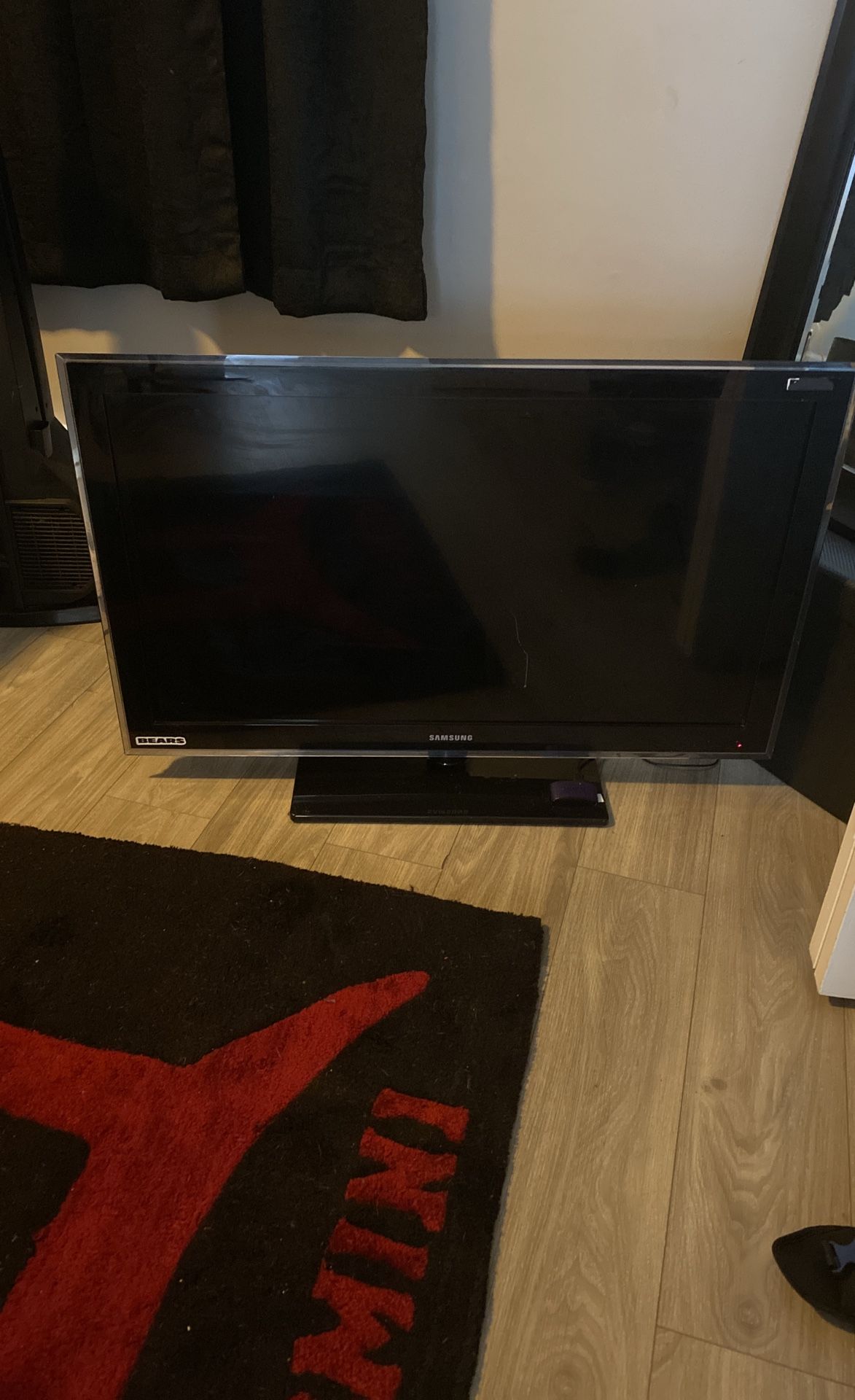 40in Roku Samsung TV