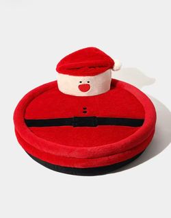 VETRESKA Pet Bed | Santa Paws | Cozy Resting Spot