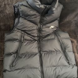 Nike Men Vest 