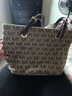 Michael Kors purse