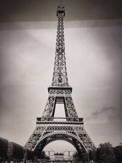 Vinyl Art Piece of Eiffel Tower 36” x 24”