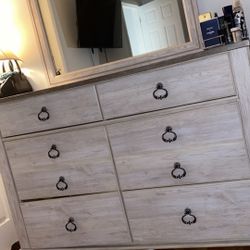 Bedroom set 