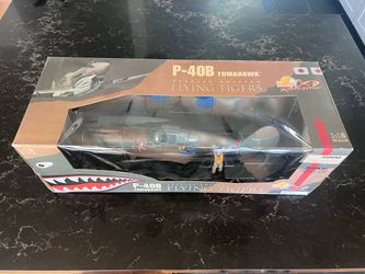 P-40B Tomahawk Flying Tigers 1:18 Scale Model