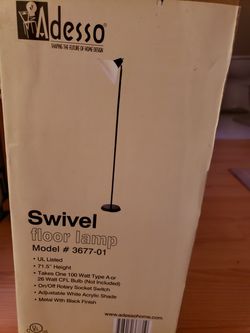 Swivel floor lamp