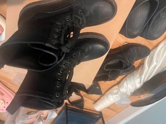 Black Lace-Up Combat Boots - Women's Size 8.5