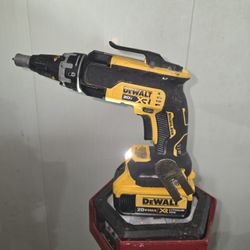 DEWALT XR BRUSHLESS DRYWALL GUN WITH BATTERY $120 FIRM