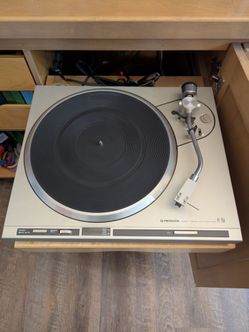 Pioneer Record Player PL-250