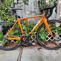 FUJI ROUBAIX CUSTOM⭐️ロードバイク　オレンジ　【3612】 Fuji Roubaix LE three.0 Performance Bike Exclusive for Sale in San