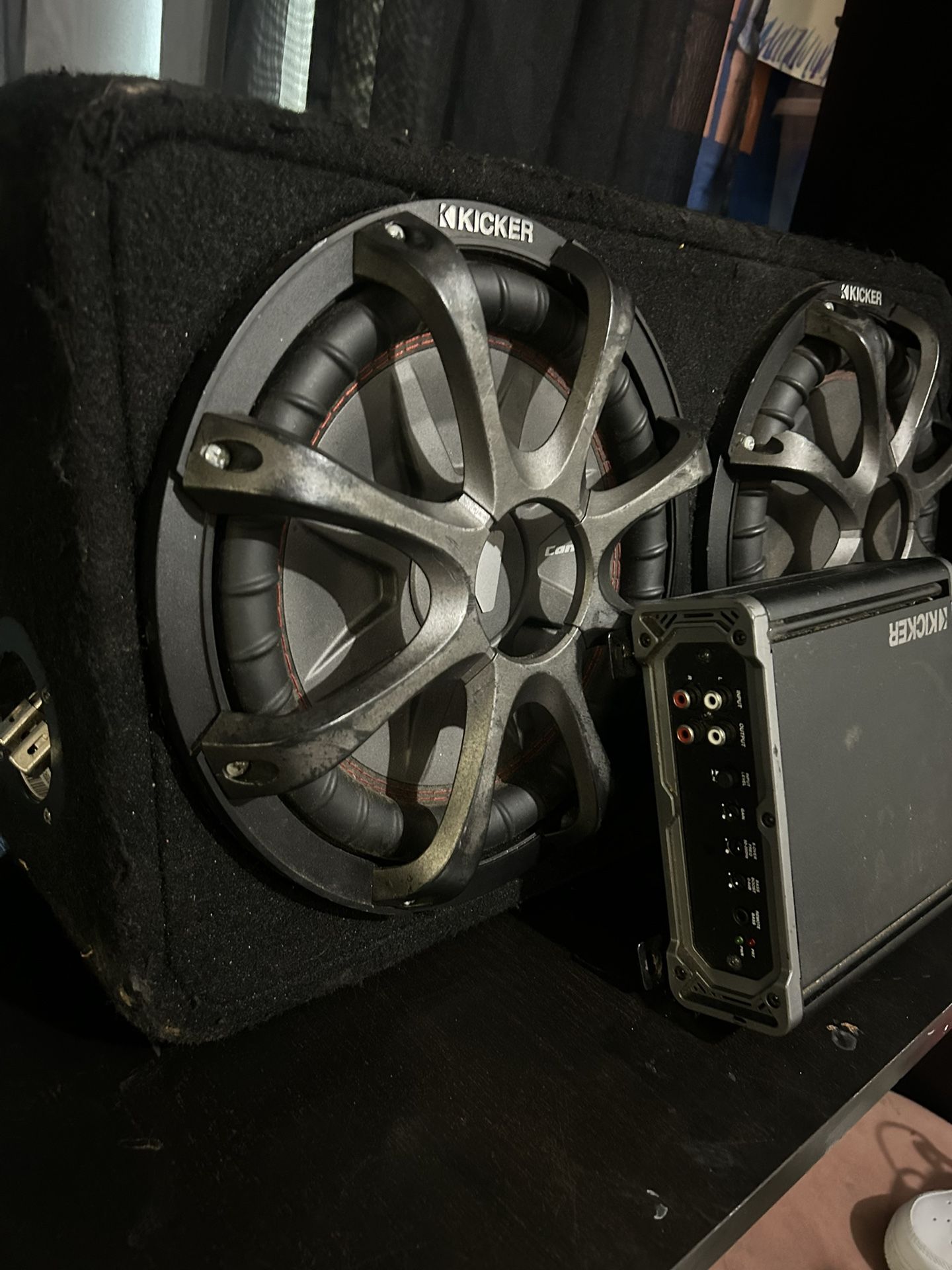 Kicker speaker & Amp
