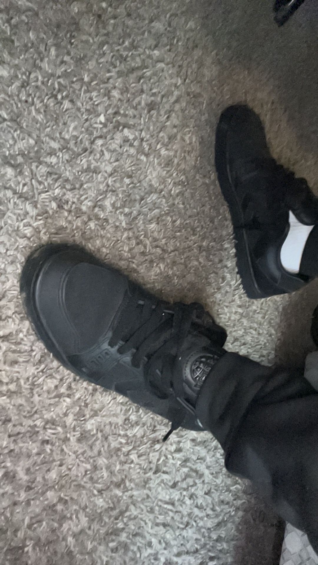 Men converse Sneakers Size 10.5