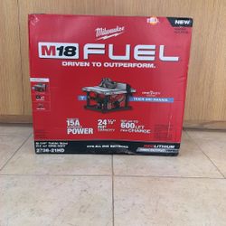 MILWAUKEE 2736-21HD 8-1/4” TABLE SAW KIT W/ONE-KEY (BATTERY & CHARGER INCLUDED)