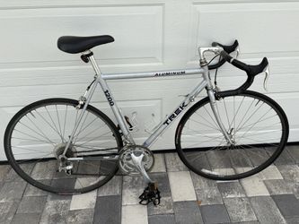 Trek 1200 Aluminum Road Bike
