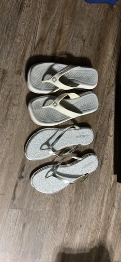 Woman Sandals Size 8