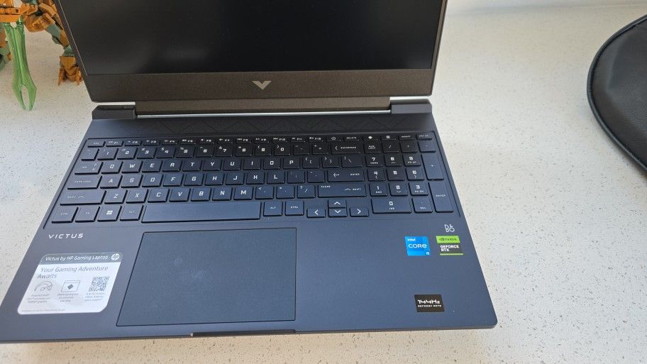 HP Victus
