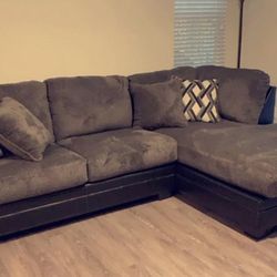 Sectional Couch 