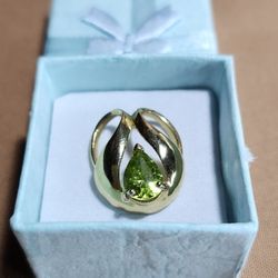 Gold-plated Peridot Brooch