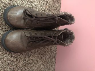 Size 1 girl boots