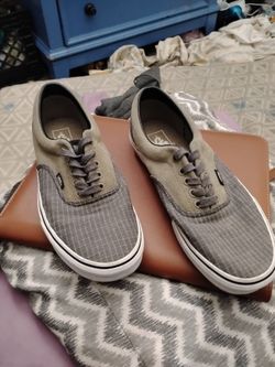 9 1/2 vans new