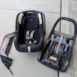 Chicco KeyFit 35 Infant Car Seat and Base, with Cover