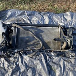 2008 Chevrolet Silverado Front Core Support Radiator Condenser 