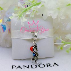 Adorable Charm 925 silver for Pandora moments bracelet.