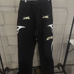 hellstar black sweatpants 