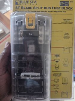 Blue Sea Systems ST BLADE Split Bus Fuse Block