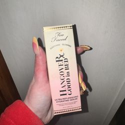 Too Faced Hydrating Serum 