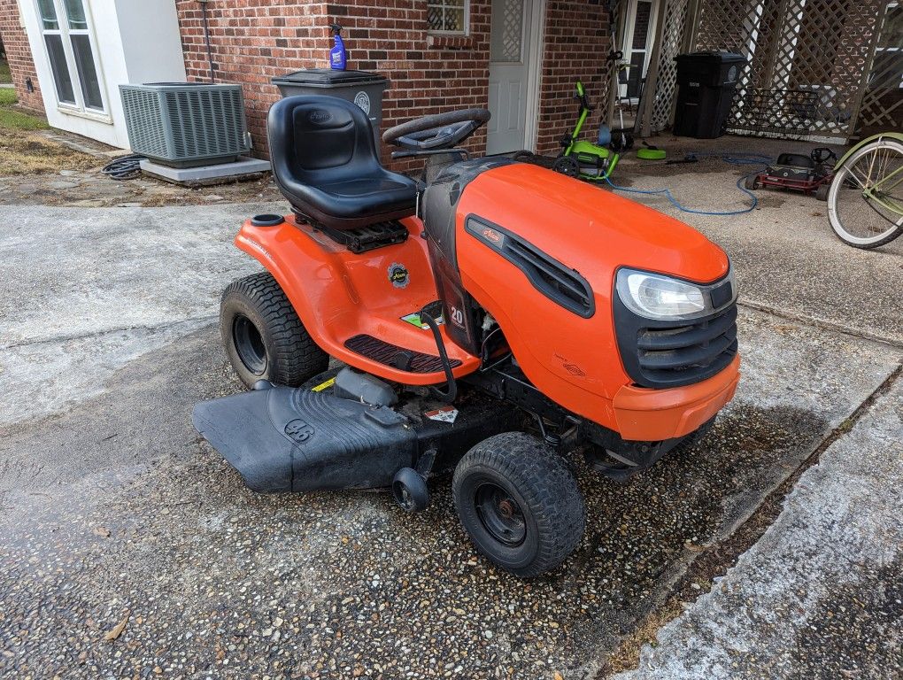 Ariens A20VA46 Riding Lawn Mower