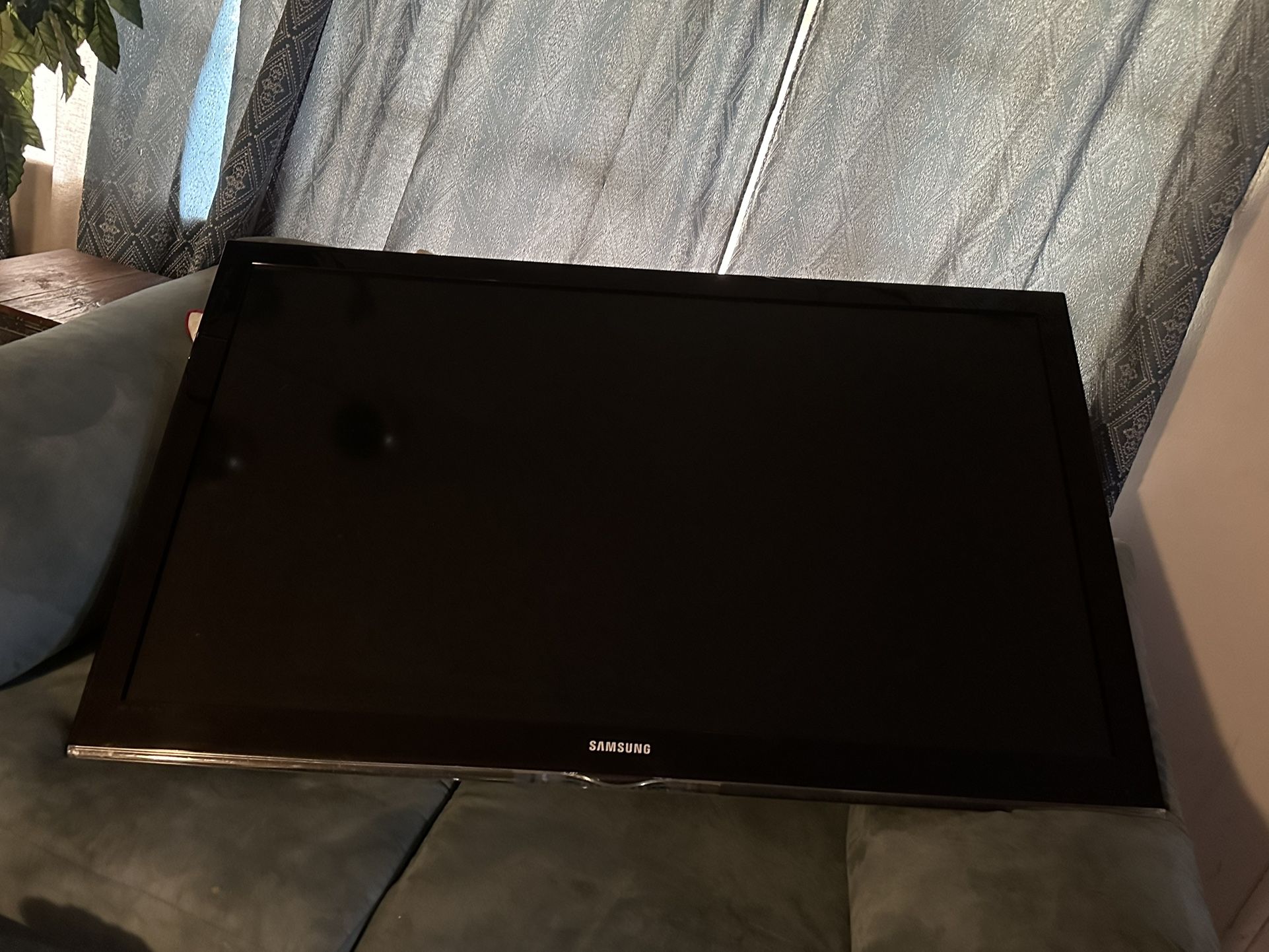 Samsung Flat Screen TV 55