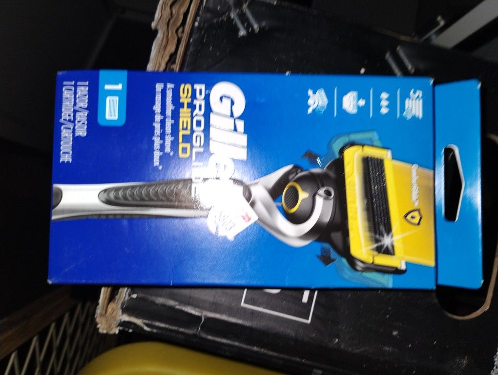 Gillette Proglide Shield $8