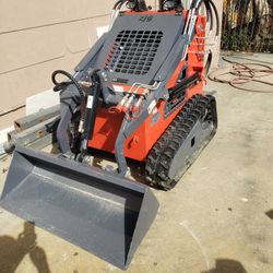 2026 SKID STEER TRACK LOADER ZJG-380 Brand New 