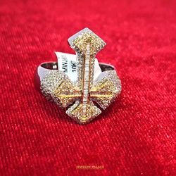 Elegant Gold Cross Ring 10K White Gold and 1.2 CTW diamonds
