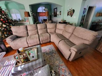 La-z-boy Trouper 4 Piece Sectionsl Sofa