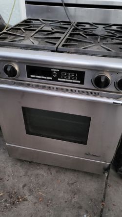 Dacor stove