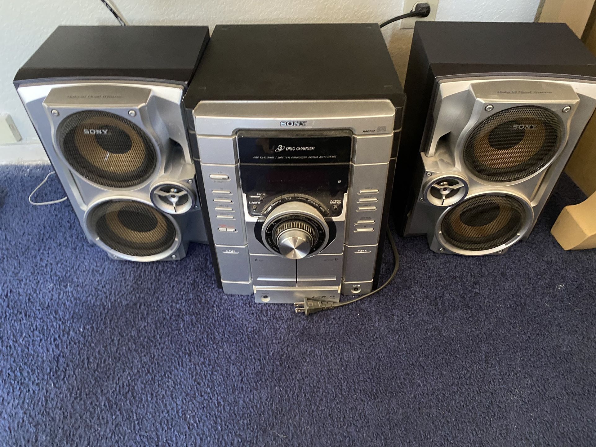 Sony Compact Disc Digital Audio MP3 Stereo