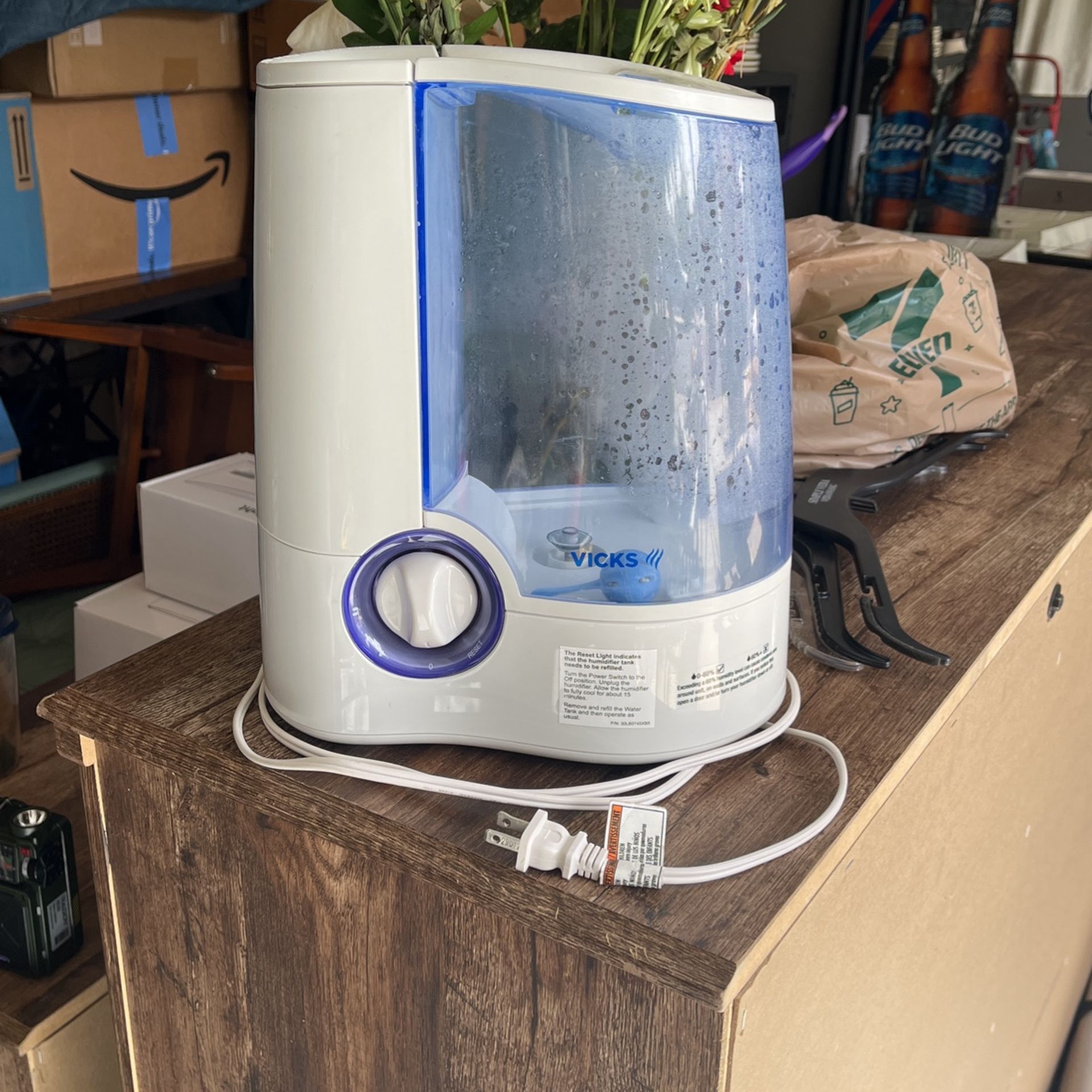 Vicks Humidifier for Sale in Clovis, CA OfferUp