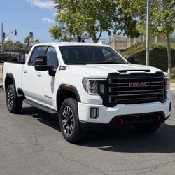 2022 GMC Sierra 2500 AT4 