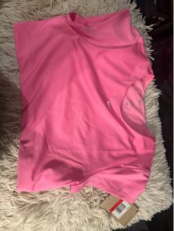 Nike crop top shirt
