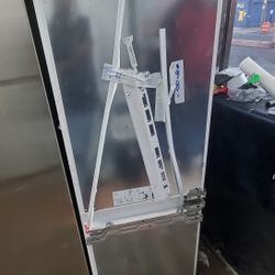 Bosch Panel Ready  22 Inch Wide 65 Hight New Open Box Panel Ready