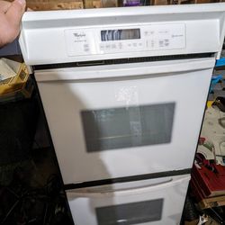 Whirlpool Wall Oven White