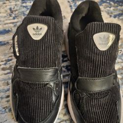 Adidas Tennis Shoes Black Size 6 1/2 To 7