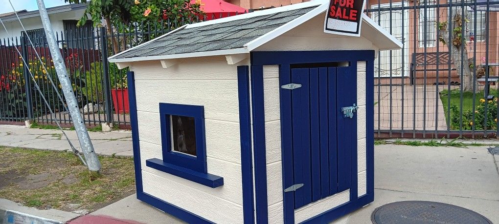 Dog Houses