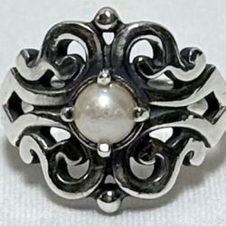 James Avery Sterling Silver Spanish Lace w/Pearl Ring Size 5-1/2 5grams
