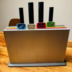 Cutting Board Set with 4 Matching Knives and Storage Case Color-Coded Dishwasher-Safe Non-Slip, Small, , Silver with Knive